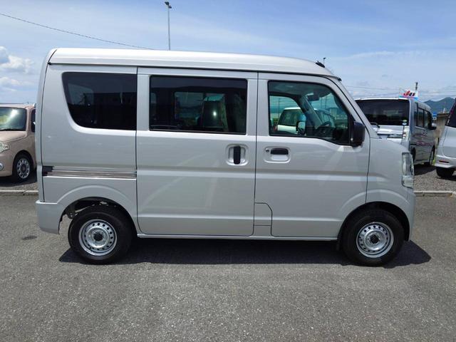 エブリイ ＰＡリミテッド　ＡＭ／ＦＭラジオ　４ＷＤ　ＣＶＴ　デュアルカメラブレーキサポート　ハイルーフ　アイドリングストップ　オートライト（5枚目）