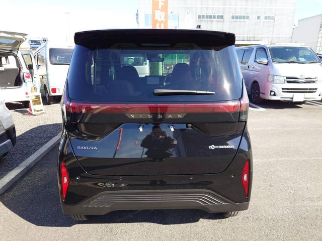 サクラ Ｇ　ナビ　ＴＶ　アラウンドビューモニター　ＬＥＤヘッドライト　ワンオーナー　オートライト　ｅペダル　ＥＴＣ２．０　前後ドライブレコーダー　レーンアシスト　エマブレ　電動パーキング　クルコン　シートヒーター（4枚目）