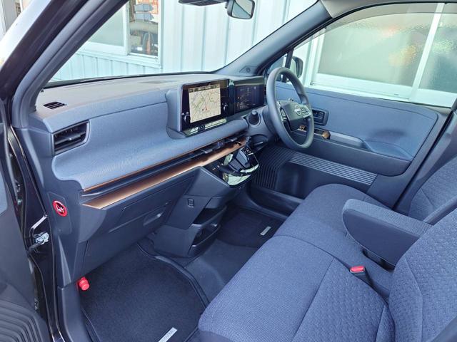 サクラ Ｇ　ナビ　ＴＶ　アラウンドビューモニター　ＬＥＤヘッドライト　ワンオーナー　オートライト　ｅペダル　ＥＴＣ２．０　前後ドライブレコーダー　レーンアシスト　エマブレ　電動パーキング　クルコン　シートヒーター（17枚目）