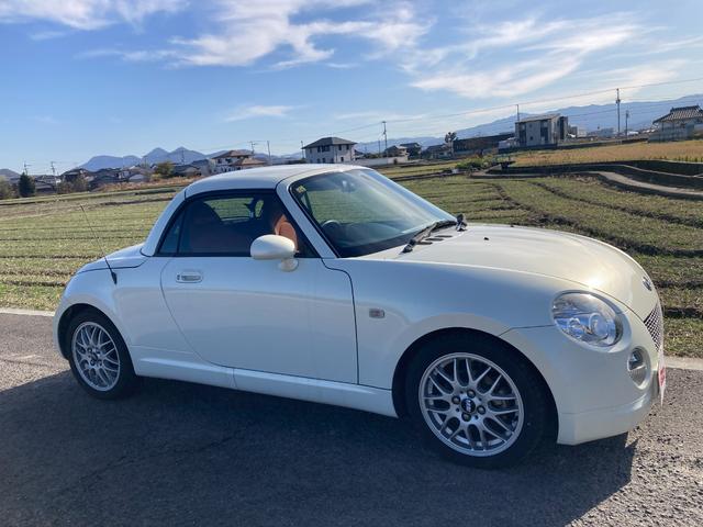 コペン アルティメットエディション　５速ＭＴ　ＢＢＳ１５インチアルミホイール　ＲＥＣＡＲＯシート　ＭＯＭＯステアリング　シートヒーター　ＥＴＣ（7枚目）