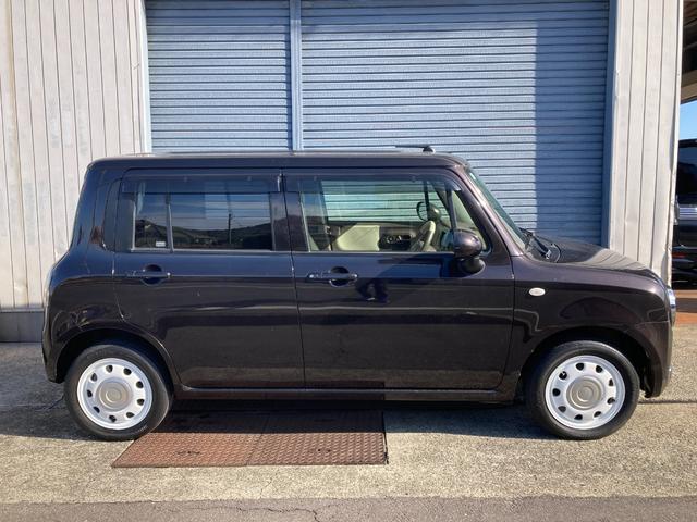 アルトラパンショコラ Ｇ　プッシュスタート　ナビ　ＴＶ　アイドリングストップ　スマートキー　ベンチシート　アルミホイール　ＥＴＣ　オートライト　ＣＤ／ＤＶＤ（5枚目）