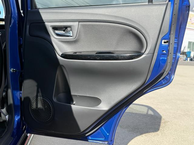 キャスト スポーツSAIII /4WD/エンジンスターター/バックカメラ/ナビ/Bluetooth/ヒートシーター/アイドリングストップ/プッシュスタート/ETC/オートライト/キーレス/(23枚目)