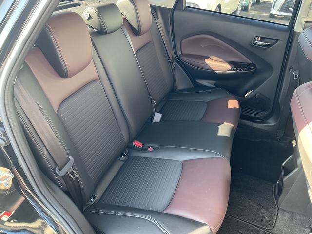 フロンクス ベースグレード　９インチスマホ連携ナビ　全方位モニター　フルセグＴＶ　ＨＤＭＩ入力　ワイヤレス充電器　ヘッドアップディスプレイ　シートヒーター　電動パーキングブレーキ　スズキセーフティ（19枚目）