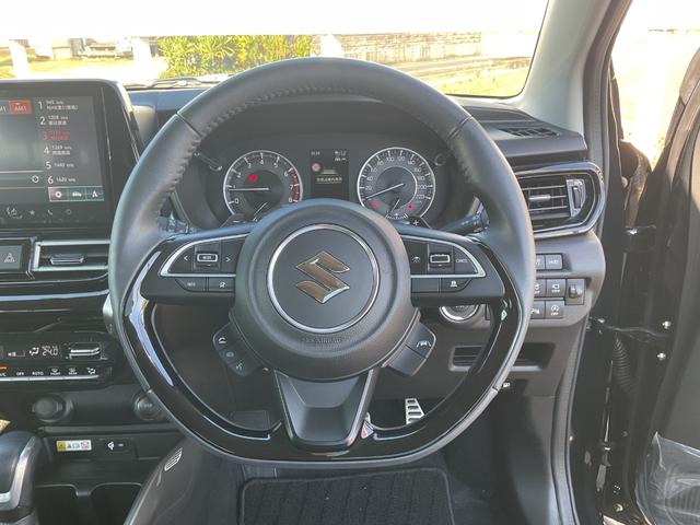 フロンクス ベースグレード　９インチスマホ連携ナビ　全方位モニター　フルセグＴＶ　ＨＤＭＩ入力　ワイヤレス充電器　ヘッドアップディスプレイ　シートヒーター　電動パーキングブレーキ　スズキセーフティ（21枚目）