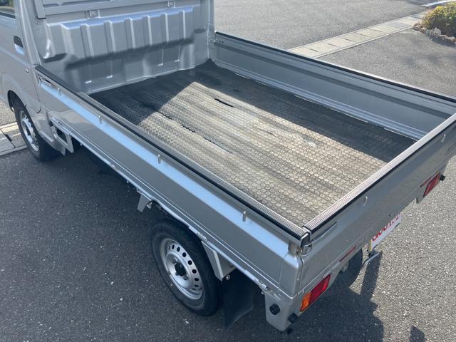 キャリイトラック KCエアコン・パワステ 4WD 5速マニュアル エアコン パワーステアリング 三方開 純正AM/FMラジオ ヘッドライトレベライザー 軽トラック(15枚目)