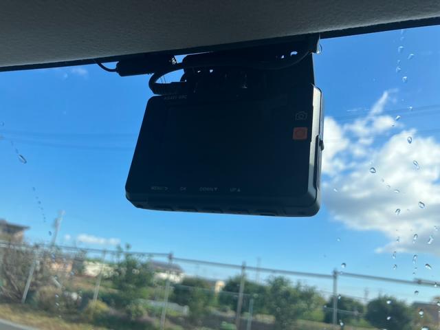 ソリオバンディット ベースグレード　ドライブレコーダー　ＥＴＣ　バックカメラ　ナビ　ＴＶ　両側電動スライドドア　ＨＩＤ　スマートキー　電動格納ミラー　ＣＶＴ　アルミホイール　ＣＤ　ＤＶＤ再生　Ｂｌｕｅｔｏｏｔｈ　盗難防止システム（8枚目）