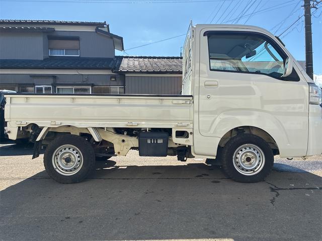 ハイゼットトラック エクストラ　ＭＴ　エアコン　パワーウィンドウ　運転席エアバッグ　ＣＤ　ミュージックプレイヤー接続可（14枚目）