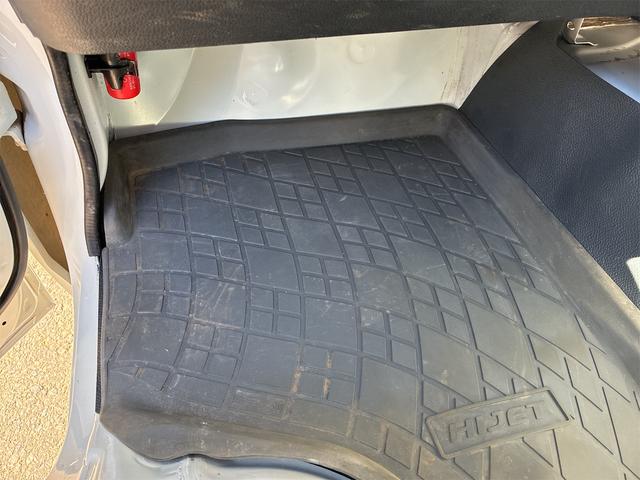 ハイゼットトラック エクストラ　ＭＴ　エアコン　パワーウィンドウ　運転席エアバッグ　ＣＤ　ミュージックプレイヤー接続可（29枚目）