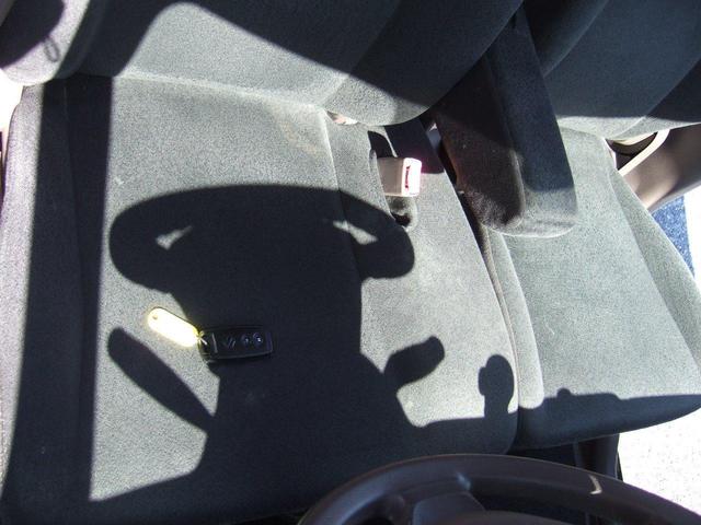 ｍｒワゴン スズキ ウィット ｘｓ スマートキー オートエアコン 純正アルミ ａａｃ ｃｄ再生 ａｂｓ付 スマートキー セキュリティアラーム ベンチシート ｗエアｂ キーフリーキー 衝突安全ボディ ｍｄ付 パワーウィンドウ フルフラ 埼玉県 ウィット ｘｓ スマートキー