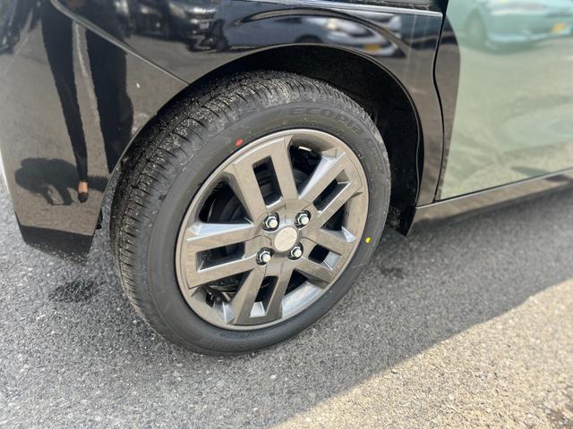 デリカミニ Ｇ　プレミアム　届出済未使用車　衝突軽減ブレーキ　禁煙車　前席シートヒーター　クルーズコントロール　アイドリングストップ　オートエアコン　ＬＥＤヘットライト　キーレスエントリー　マルチビュー　定期点検記録簿（16枚目）