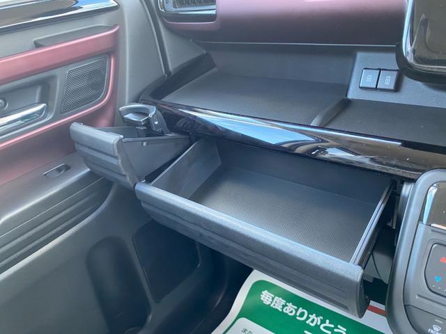 スペーシアカスタム ハイブリッドＧＳ　届出済未使用車　横滑り防止装置　禁煙車　パワステ　ＡＢＳ　前席シートヒーター　オートエアコン　盗難防止装置　レーンキープアシスト　電動格納ミラー　アイドリングストップ　オートライト　ベンチシート（22枚目）