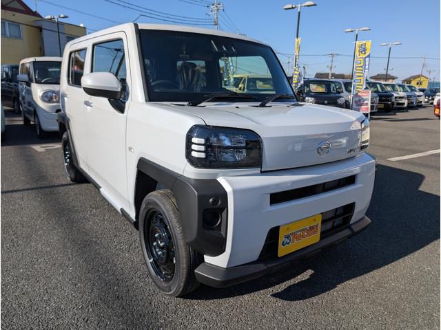 タフト Ｘ　サイドＳＲＳ　軽減ブレーキ　横滑り防止機能　キーフリー　車線逸脱　エコアイドリングストップ　スカイルーフ　スマートキ－　パワーウインドウ　エアバック　フルオートエアコン　ＬＥＤヘッドライト　ＡＢＳ付き（7枚目）