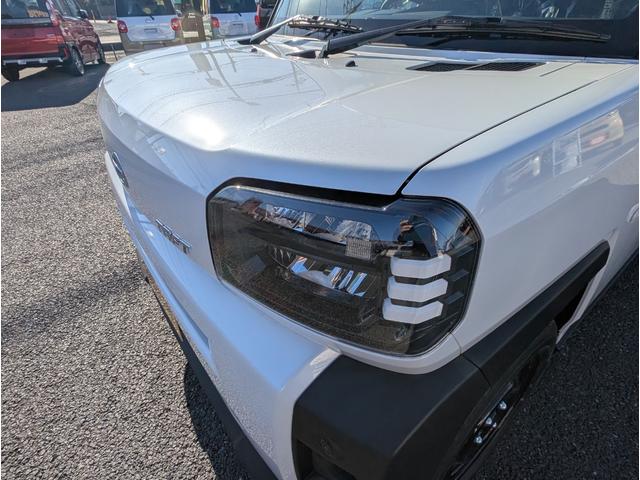 タフト Ｘ　サイドＳＲＳ　軽減ブレーキ　横滑り防止機能　キーフリー　車線逸脱　エコアイドリングストップ　スカイルーフ　スマートキ－　パワーウインドウ　エアバック　フルオートエアコン　ＬＥＤヘッドライト　ＡＢＳ付き（13枚目）