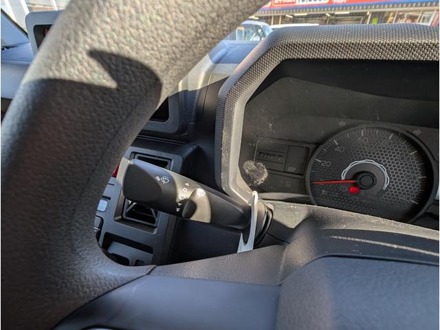 タフト Ｘ　サイドＳＲＳ　軽減ブレーキ　横滑り防止機能　キーフリー　車線逸脱　エコアイドリングストップ　スカイルーフ　スマートキ－　パワーウインドウ　エアバック　フルオートエアコン　ＬＥＤヘッドライト　ＡＢＳ付き（23枚目）