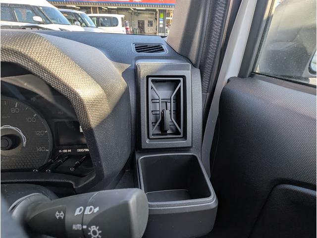 タフト Ｘ　サイドＳＲＳ　軽減ブレーキ　横滑り防止機能　キーフリー　車線逸脱　エコアイドリングストップ　スカイルーフ　スマートキ－　パワーウインドウ　エアバック　フルオートエアコン　ＬＥＤヘッドライト　ＡＢＳ付き（34枚目）