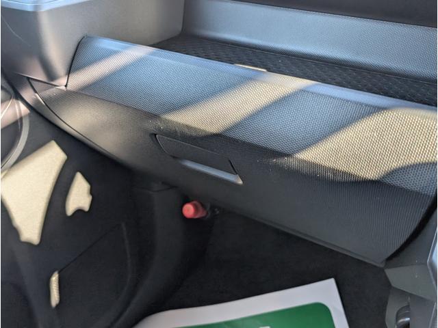 タフト Ｘ　サイドＳＲＳ　軽減ブレーキ　横滑り防止機能　キーフリー　車線逸脱　エコアイドリングストップ　スカイルーフ　スマートキ－　パワーウインドウ　エアバック　フルオートエアコン　ＬＥＤヘッドライト　ＡＢＳ付き（36枚目）