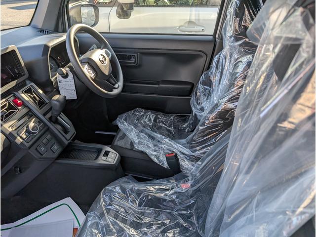 タフト Ｘ　サイドＳＲＳ　軽減ブレーキ　横滑り防止機能　キーフリー　車線逸脱　エコアイドリングストップ　スカイルーフ　スマートキ－　パワーウインドウ　エアバック　フルオートエアコン　ＬＥＤヘッドライト　ＡＢＳ付き（39枚目）