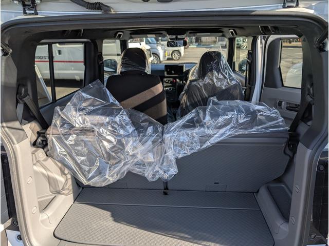 タフト Ｘ　サイドＳＲＳ　軽減ブレーキ　横滑り防止機能　キーフリー　車線逸脱　エコアイドリングストップ　スカイルーフ　スマートキ－　パワーウインドウ　エアバック　フルオートエアコン　ＬＥＤヘッドライト　ＡＢＳ付き（45枚目）