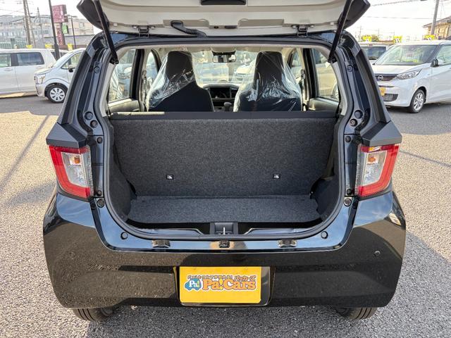 ミライース Ｌ　ＳＡＩＩＩ　届出済未使用車　禁煙車　衝突被害軽減ブレーキ　禁煙　全席パワーウインドウ　パワーハンドル　横滑り防止機能　キーレスキー　デュアルエアバック　運転席エアバッグ　ＡＢＳ　エアコン　整備記録簿（13枚目）