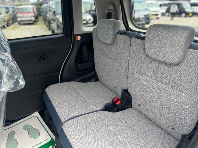 ムーヴキャンバス ストライプスＸ　届出済未使用車　禁煙車　衝突被害軽減ブレーキ　コーナーセンサ　衝突安全ボディ　ＥＳＣ　エアコン　盗難防止システム　ベンチシート　レーンアシスト　パワーステアリング　パワーウィンドウ　ＡＢＳ　エアバック（11枚目）