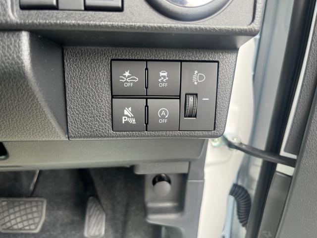 ムーヴキャンバス ストライプスＸ　届出済未使用車　禁煙車　衝突被害軽減ブレーキ　コーナーセンサ　衝突安全ボディ　ＥＳＣ　エアコン　盗難防止システム　ベンチシート　レーンアシスト　パワーステアリング　パワーウィンドウ　ＡＢＳ　エアバック（20枚目）