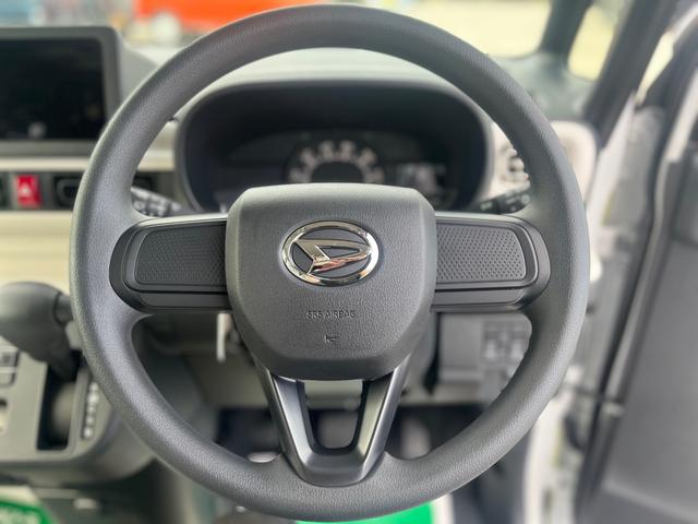 ムーヴキャンバス ストライプスX 衝突被害軽減ブレーキ 横滑り防止機能 禁煙車 コーナーセンサー エアコン 衝突安全ボディ オートハイビーム オートライト ベンチシート パワーウインドウ 盗難防止システム パワーステアリング ABS(12枚目)