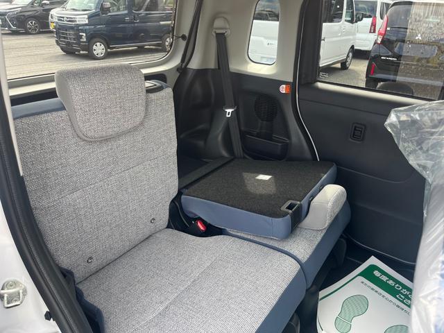 ムーヴキャンバス ストライプスX 衝突被害軽減ブレーキ 横滑り防止機能 禁煙車 コーナーセンサー エアコン 衝突安全ボディ オートハイビーム オートライト ベンチシート パワーウインドウ 盗難防止システム パワーステアリング ABS(20枚目)