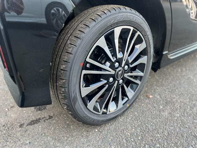 タント カスタムＲＳ　レーンキープＡ　ＩＳＴＯＰ　クリソナ　運転席シートヒーター　オートＬＥＤ　ＡＡＣ　ＬＥＤライト　サイドエアバッグ　オートライト　キーフリー　フルフラット　セキュリティ　安全ボディー　ベンチシート　ＰＷ（15枚目）