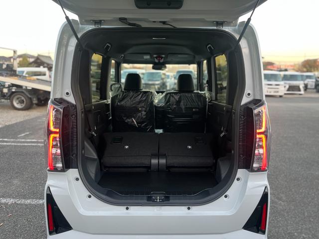 タント カスタムＲＳ　レーンキープＡ　ＩＳＴＯＰ　クリソナ　運転席シートヒーター　オートＬＥＤ　ＡＡＣ　ＬＥＤライト　サイドエアバッグ　オートライト　キーフリー　フルフラット　セキュリティ　安全ボディー　ベンチシート　ＰＷ（11枚目）