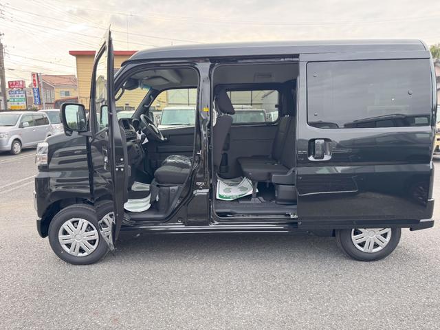 アトレー ＲＳ　ＡＴハイビーム　衝突軽減ブレーキシステム　コーナーソナー　車線逸脱警告　助手席エアバック　スマキー　Ａストップ　ＥＳＣ　前席パワーウィンドウ　オートクルーズコントロール　運転席エアバック　オートライト（8枚目）