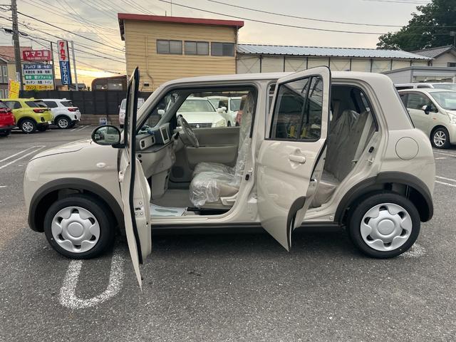 アルトラパン G シートヒータ イモビライザー スマートキープッシュスタート ソナー オートハイビーム 横滑防止 Wエアバック フルフラット パワーウィンド フリーキー アイドリングSTOP ベンチシート エアバック(8枚目)