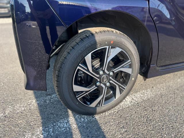 タント カスタムＸ　前席シートヒーター　オートＬＥＤ　アイドリングストップ機能　衝突軽減ブレーキ　パワステ　車線逸脱防止　キーレスエントリー　ＬＥＤ　ＡＵＴＯライト　パワーウインドウ　衝突安全ボディ　サイドエアバッグ（15枚目）