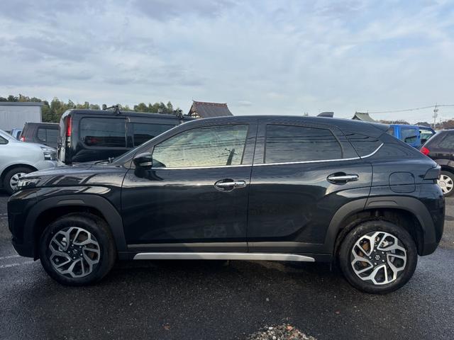 フロンクス ベースグレード　ベースグレード（５名）登録済未使用車　衝突軽減ブレーキ　禁煙車　クルーズコントロール　全方位モニター　フルオートエアコン　アイドリングストップ　盗難防止システム　シートヒーター　Ｂｌｕｅｔｏｏｔｈ（8枚目）