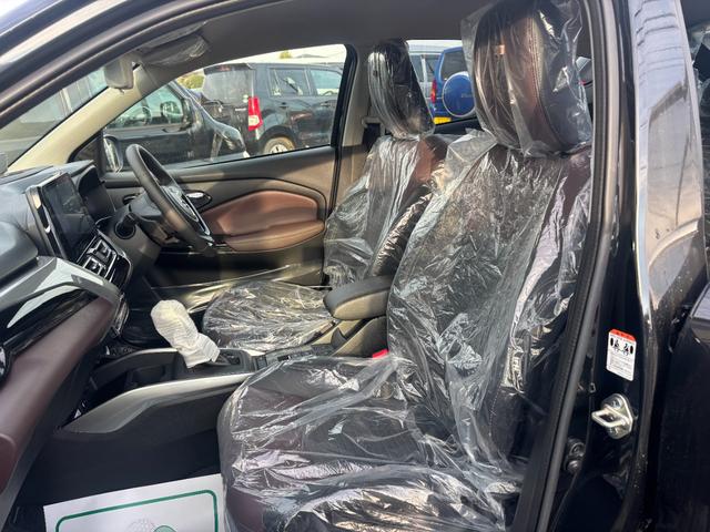 フロンクス ベースグレード　ベースグレード（５名）登録済未使用車　衝突軽減ブレーキ　禁煙車　クルーズコントロール　全方位モニター　フルオートエアコン　アイドリングストップ　盗難防止システム　シートヒーター　Ｂｌｕｅｔｏｏｔｈ（10枚目）