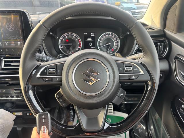 フロンクス ベースグレード　ベースグレード（５名）登録済未使用車　衝突軽減ブレーキ　禁煙車　クルーズコントロール　全方位モニター　フルオートエアコン　アイドリングストップ　盗難防止システム　シートヒーター　Ｂｌｕｅｔｏｏｔｈ（16枚目）