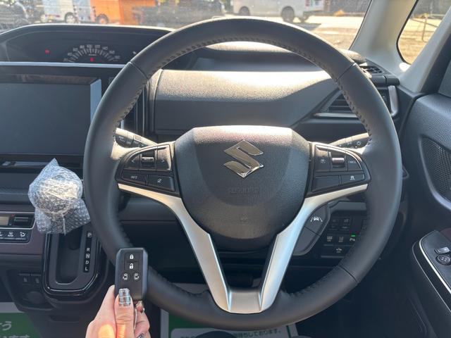 ソリオバンディット ハイブリッドＭＶ　ハイブリッドＭＶ（５名）登録済未使用車　衝突軽減ブレーキ　禁煙車　前席シートヒーター　レーンアシスト　ウォークスルー　クルーズコントロール　オートエアコン　キーレス　ＥＳＰ　ＬＥＤライト　スマートキー（17枚目）