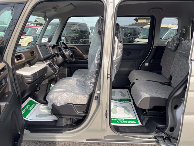 スペーシア ハイブリッドＧ　届出済未使用車　衝突軽減ブレーキ　禁煙車　キーレススタートシステム　フルフラット　パワーステアリング　フロントベンチシート　低速時衝突軽減ブレーキ　アイドリングＳ　オートＬＥＤ　パーキングセンサー（9枚目）