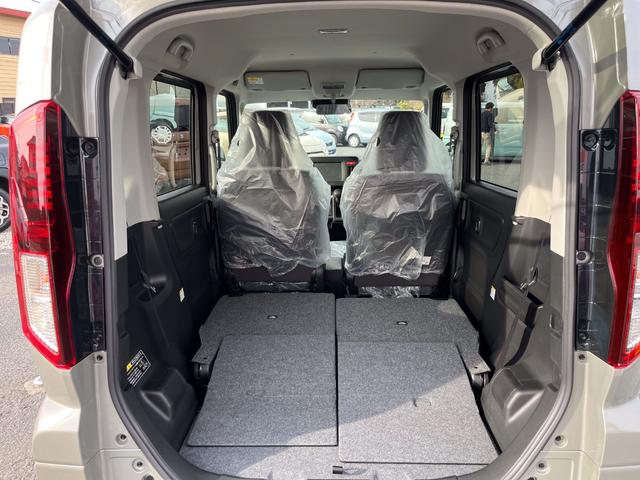 スペーシア ハイブリッドＧ　届出済未使用車　衝突軽減ブレーキ　禁煙車　キーレススタートシステム　フルフラット　パワーステアリング　フロントベンチシート　低速時衝突軽減ブレーキ　アイドリングＳ　オートＬＥＤ　パーキングセンサー（14枚目）