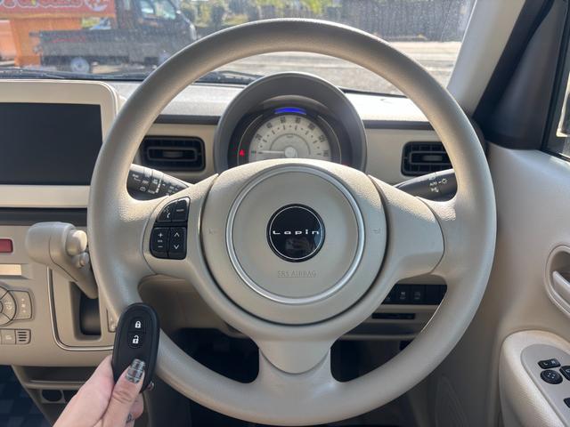 アルトラパン L 衝突軽減ブレーキ 禁煙車 プッシュスタートスマートキー 前後誤発進抑制 オートハイビーム 横滑り防止装置付き 運転席助手席エアバッグ キーレスエントリーシステム ベンチシート シートヒーター付 PW(17枚目)