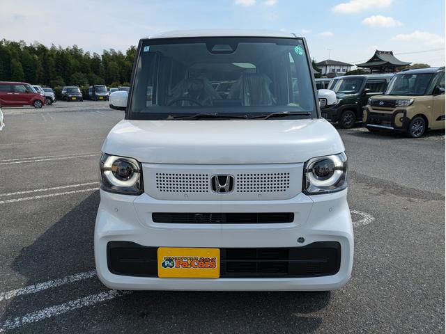 Ｎ－ＢＯＸ ベースグレード　届出済未使用車　衝突軽減ブレーキ　禁煙車　前席シートヒーター　フルフラットシート　オートクルーズ　ＬＥＤヘッドライト　ＥＣＯモード　衝突安全ボディ　パワーウィンドウ　パワーステアリング　ＡＨＢ（7枚目）