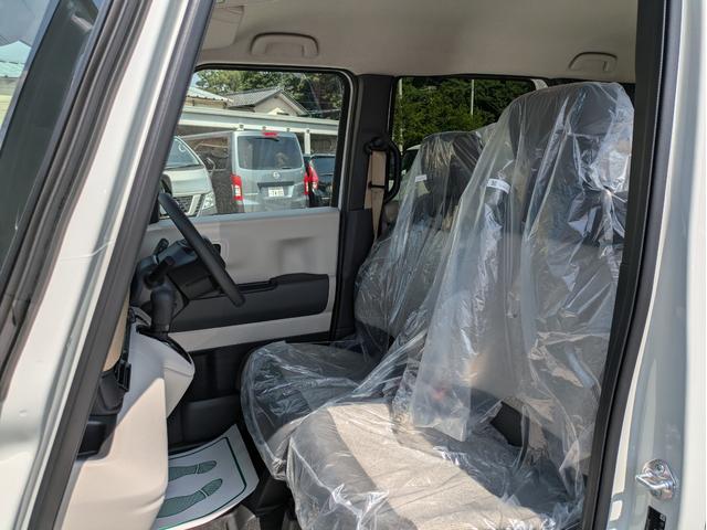Ｎ－ＢＯＸ ベースグレード　届出済未使用車　衝突軽減ブレーキ　禁煙車　前席シートヒーター　フルフラットシート　オートクルーズ　ＬＥＤヘッドライト　ＥＣＯモード　衝突安全ボディ　パワーウィンドウ　パワーステアリング　ＡＨＢ（10枚目）