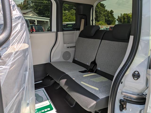 Ｎ－ＢＯＸ ベースグレード　届出済未使用車　衝突軽減ブレーキ　禁煙車　前席シートヒーター　フルフラットシート　オートクルーズ　ＬＥＤヘッドライト　ＥＣＯモード　衝突安全ボディ　パワーウィンドウ　パワーステアリング　ＡＨＢ（11枚目）