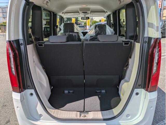 Ｎ－ＢＯＸ ベースグレード　届出済未使用車　衝突軽減ブレーキ　禁煙車　前席シートヒーター　フルフラットシート　オートクルーズ　ＬＥＤヘッドライト　ＥＣＯモード　衝突安全ボディ　パワーウィンドウ　パワーステアリング　ＡＨＢ（13枚目）