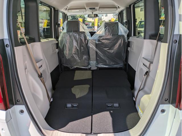 Ｎ－ＢＯＸ ベースグレード　届出済未使用車　衝突軽減ブレーキ　禁煙車　前席シートヒーター　フルフラットシート　オートクルーズ　ＬＥＤヘッドライト　ＥＣＯモード　衝突安全ボディ　パワーウィンドウ　パワーステアリング　ＡＨＢ（14枚目）