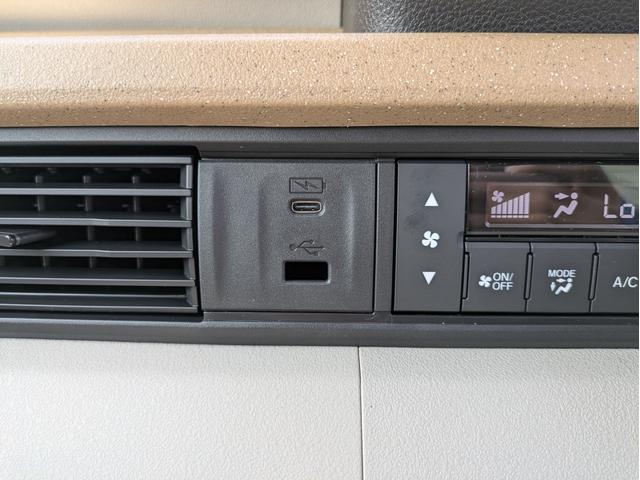 Ｎ－ＢＯＸ ベースグレード　届出済未使用車　衝突軽減ブレーキ　禁煙車　前席シートヒーター　フルフラットシート　オートクルーズ　ＬＥＤヘッドライト　ＥＣＯモード　衝突安全ボディ　パワーウィンドウ　パワーステアリング　ＡＨＢ（22枚目）