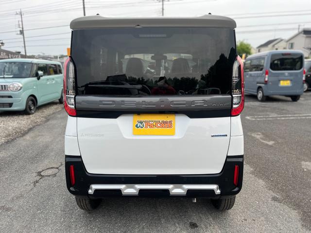デリカミニ G 届出済未使用車 衝突軽減ブレーキ 禁煙車 e-Assist シートヒーター バックモニター オートハイビーム LEDランプ フルオートエアコン キーレス ベンチシート オートライト 横滑り防止 ABS(12枚目)