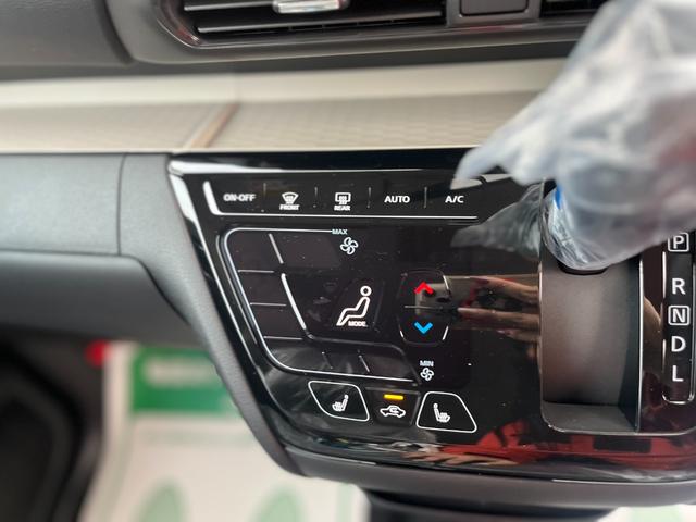 デリカミニ G 届出済未使用車 衝突軽減ブレーキ 禁煙車 e-Assist シートヒーター バックモニター オートハイビーム LEDランプ フルオートエアコン キーレス ベンチシート オートライト 横滑り防止 ABS(18枚目)