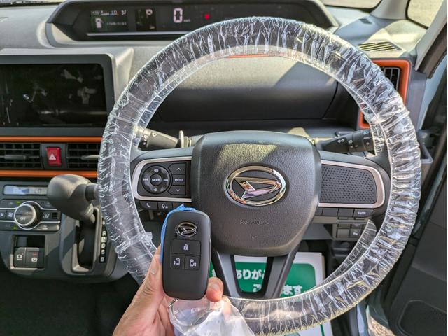 タント ファンクロス　届出済未使用車　衝突軽減ブレーキ　禁煙車　ＬＥＤヘットライト　フルフラットシート　ルーフレール　衝突軽減システム　パーキングセンサー　パワーステアリング　サイドエアバッグ　シートヒータ　パワーウィンド（17枚目）