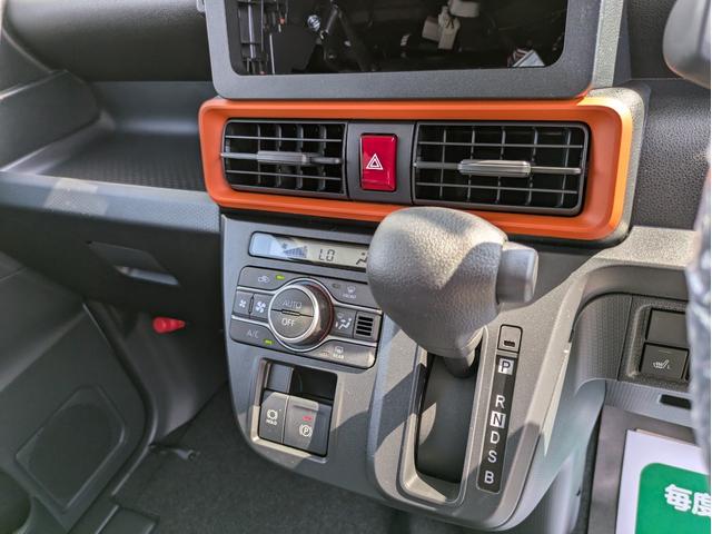 タント ファンクロス　届出済未使用車　衝突軽減ブレーキ　禁煙車　ＬＥＤヘットライト　フルフラットシート　ルーフレール　衝突軽減システム　パーキングセンサー　パワーステアリング　サイドエアバッグ　シートヒータ　パワーウィンド（18枚目）