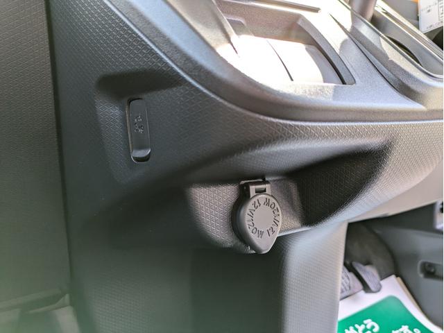 タント ファンクロス　届出済未使用車　衝突軽減ブレーキ　禁煙車　ＬＥＤヘットライト　フルフラットシート　ルーフレール　衝突軽減システム　パーキングセンサー　パワーステアリング　サイドエアバッグ　シートヒータ　パワーウィンド（22枚目）